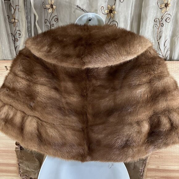 Vintage Genuine BROWN MINK FUR Cape Coat Shawl Wrap Stole ~ Evening or Casual - Picture 2 of 11